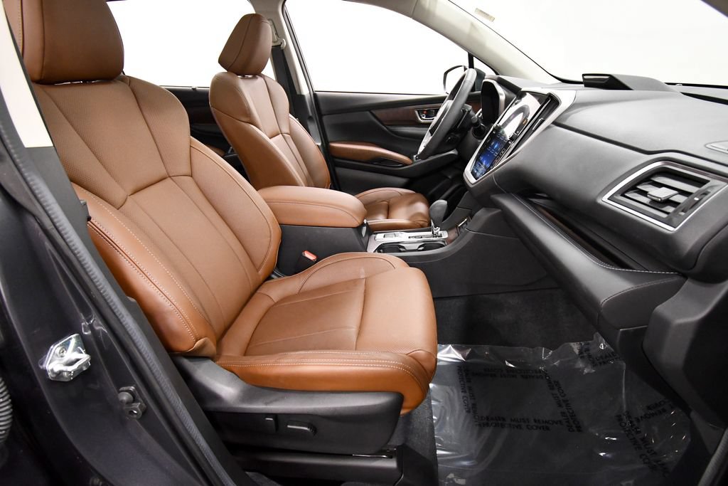Used 2025 Subaru Ascent Touring AWD/4WD image 17