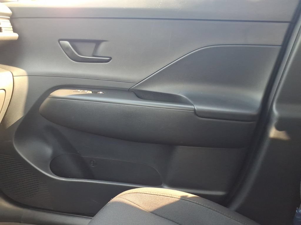 Used 2026 Hyundai Kona SEL Sport FWD image 26