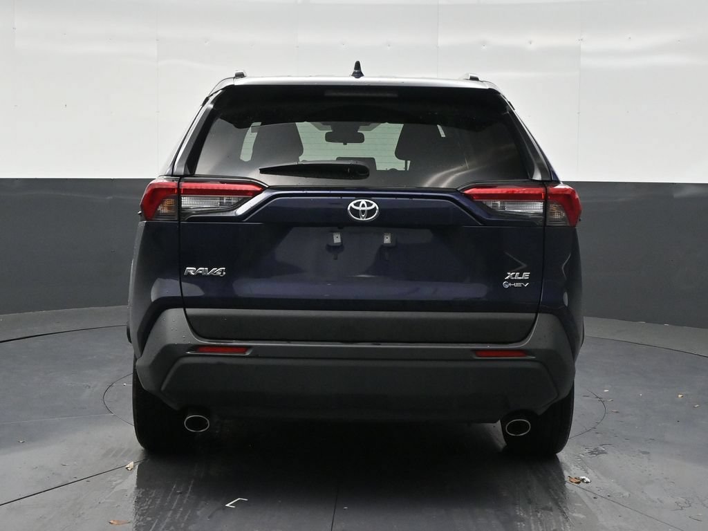 Used 2025 Toyota RAV4 XLE AWD/4WD image 4