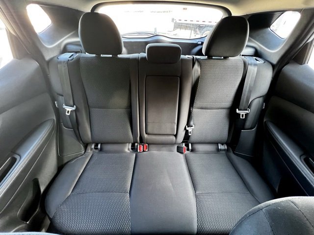 Used 2021 Nissan Rogue Sport S image 27