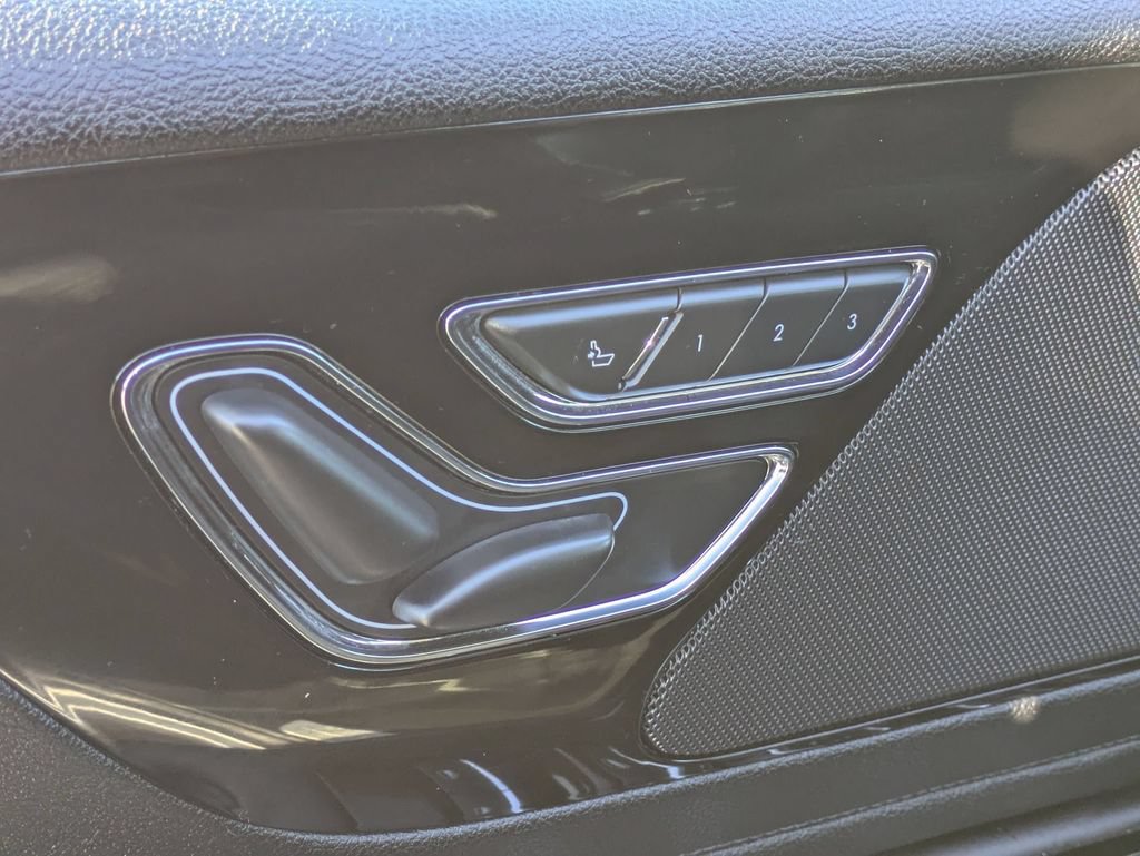 Used 2024 Lincoln Aviator Reserve AWD/4WD image 15