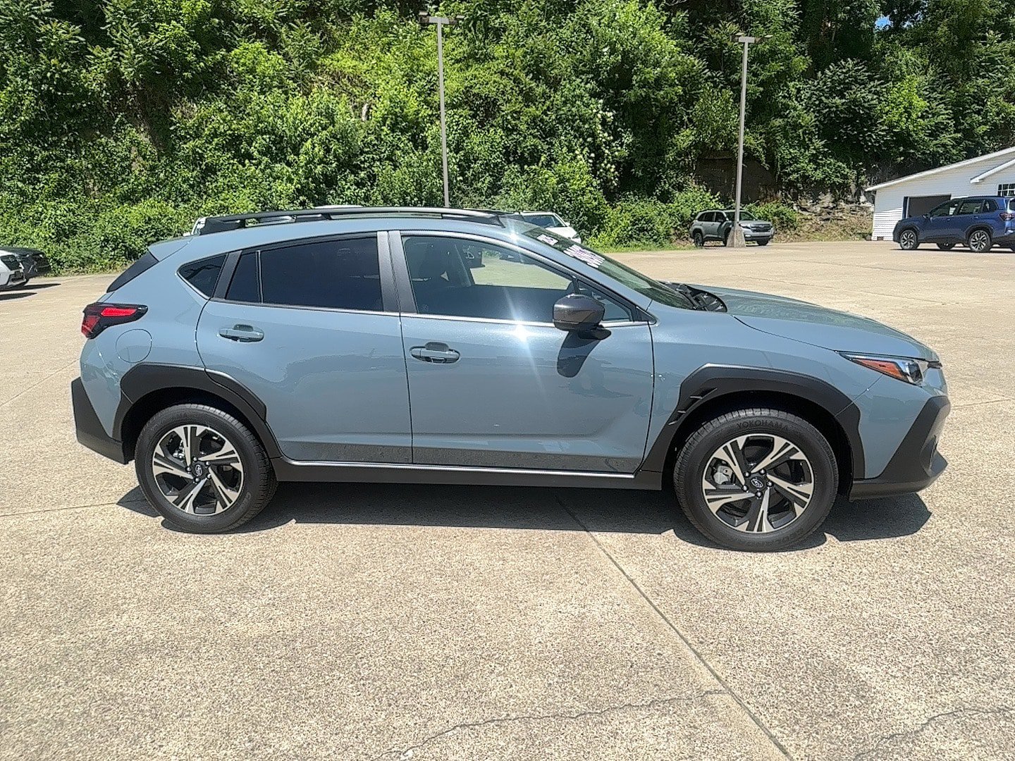 Certified 2025 Subaru Crosstrek 2.5i Premium AWD/4WD image 3