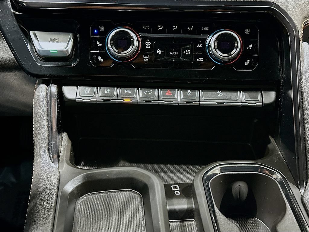 Certified 2024 GMC Sierra 2500 AT4 w/ AT4 Premium Plus Package AWD/4WD image 16