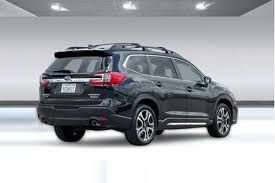 Used 2023 Subaru Ascent Limited w/ Technology Package AWD/4WD image 9