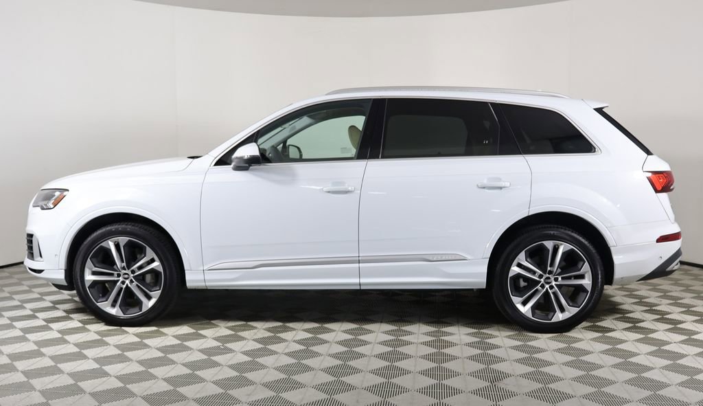 Used 2023 Audi Q7 3.0T Prestige image 2
