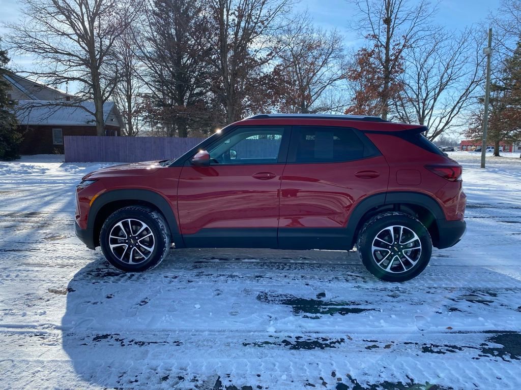 Used 2026 Chevrolet TrailBlazer LT w/ LT Cold Weather Package image 4