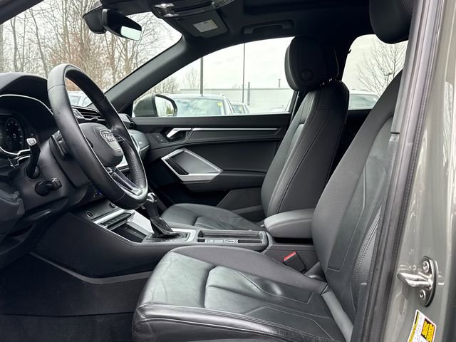Used 2022 Audi Q3 2.0T Premium Plus w/ Premium Plus Package image 12