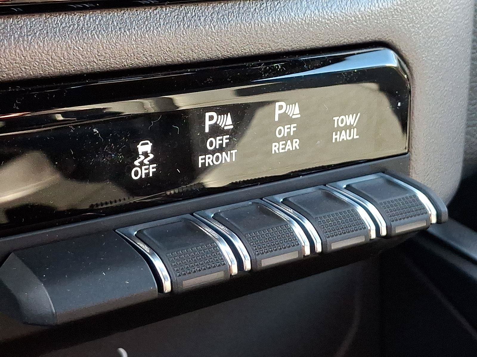 New 2026 RAM 1500 Express AWD/4WD image 16