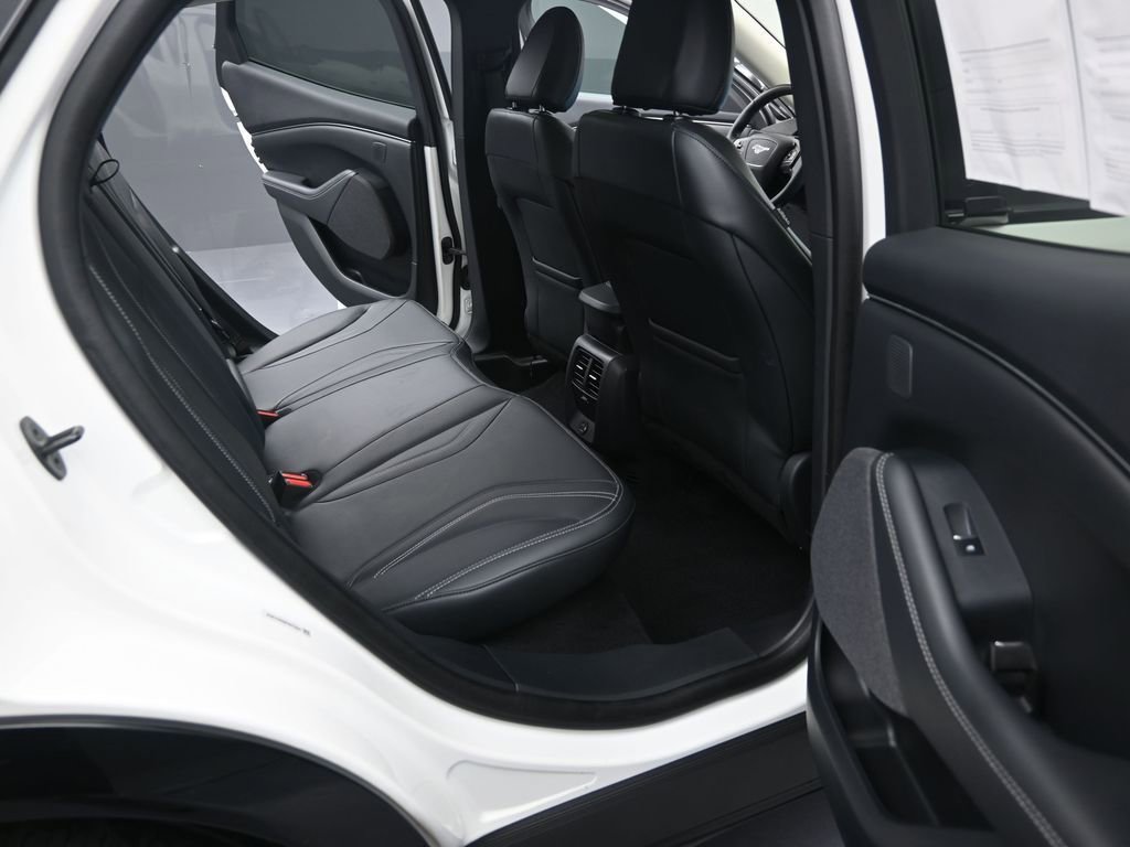 Used 2023 Ford Mustang Mach-E Premium image 18