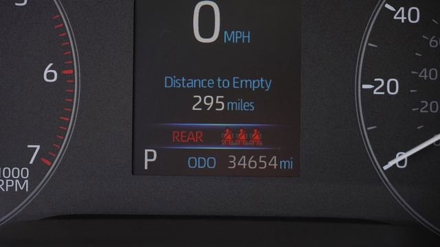 Used 2023 Toyota Corolla LE image 32