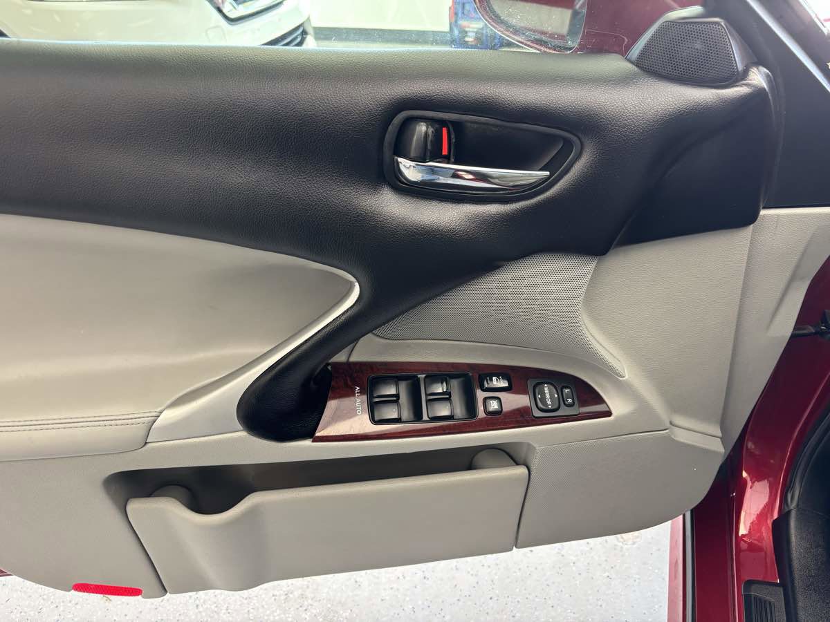 Used 2008 Lexus IS 250 image 20