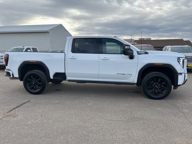 Used 2025 GMC Sierra 2500 AT4 w/ AT4 Premium Plus Package image 10