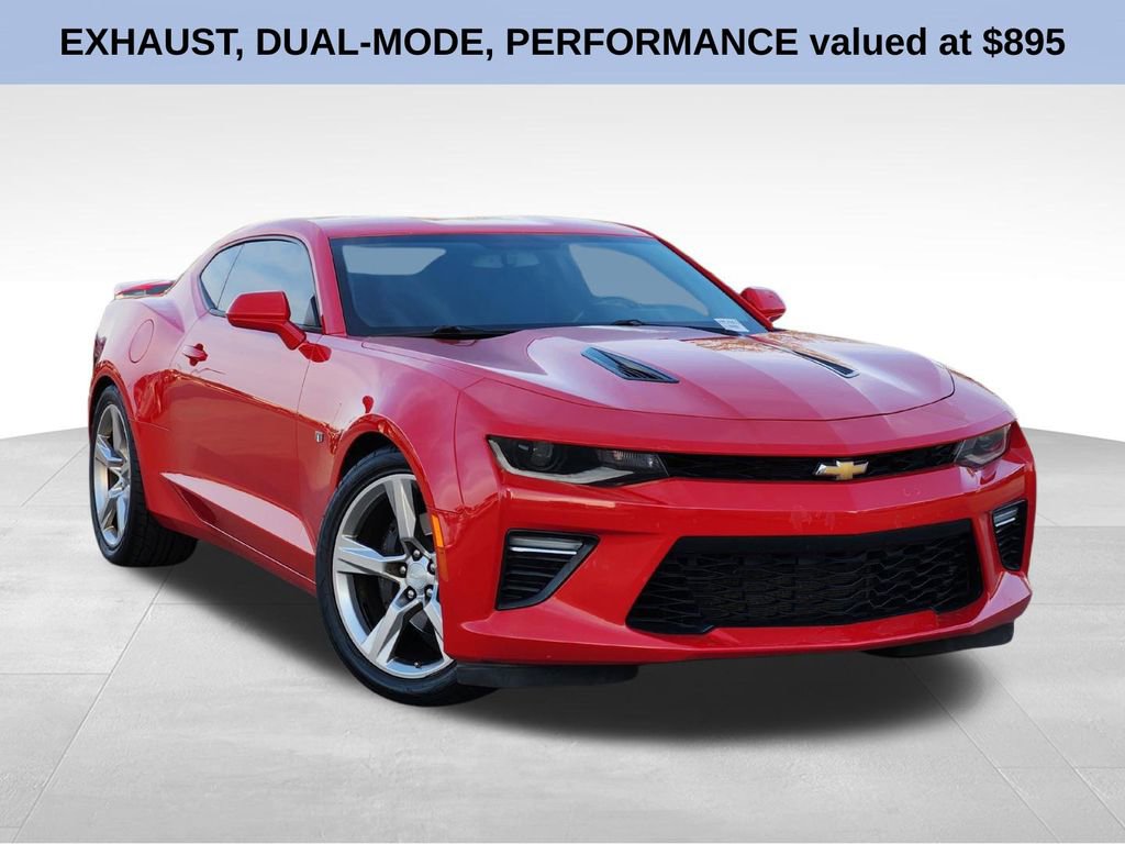 Used 2018 Chevrolet Camaro SS image 1