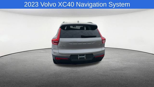 Used 2023 Volvo XC40 B5 Plus w/ Driver Assist Package image 7