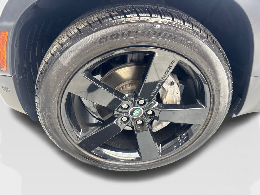 Used 2024 Land Rover Defender 130 S AWD/4WD image 89