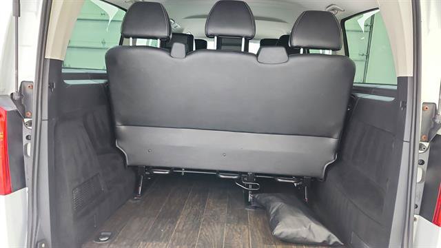Used 2016 Mercedes-Benz Metris Passenger image 35
