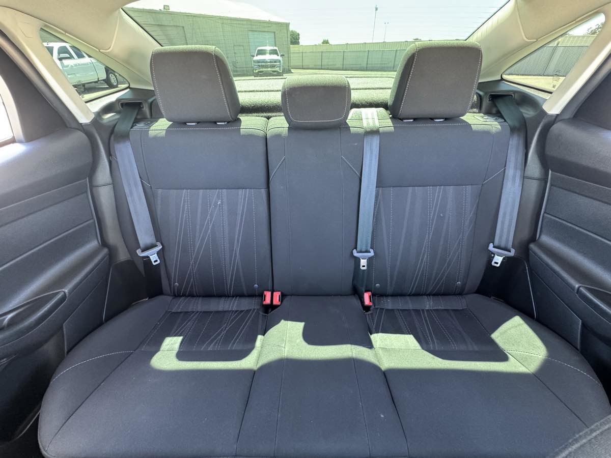 Used 2017 Ford Focus SE FWD image 30