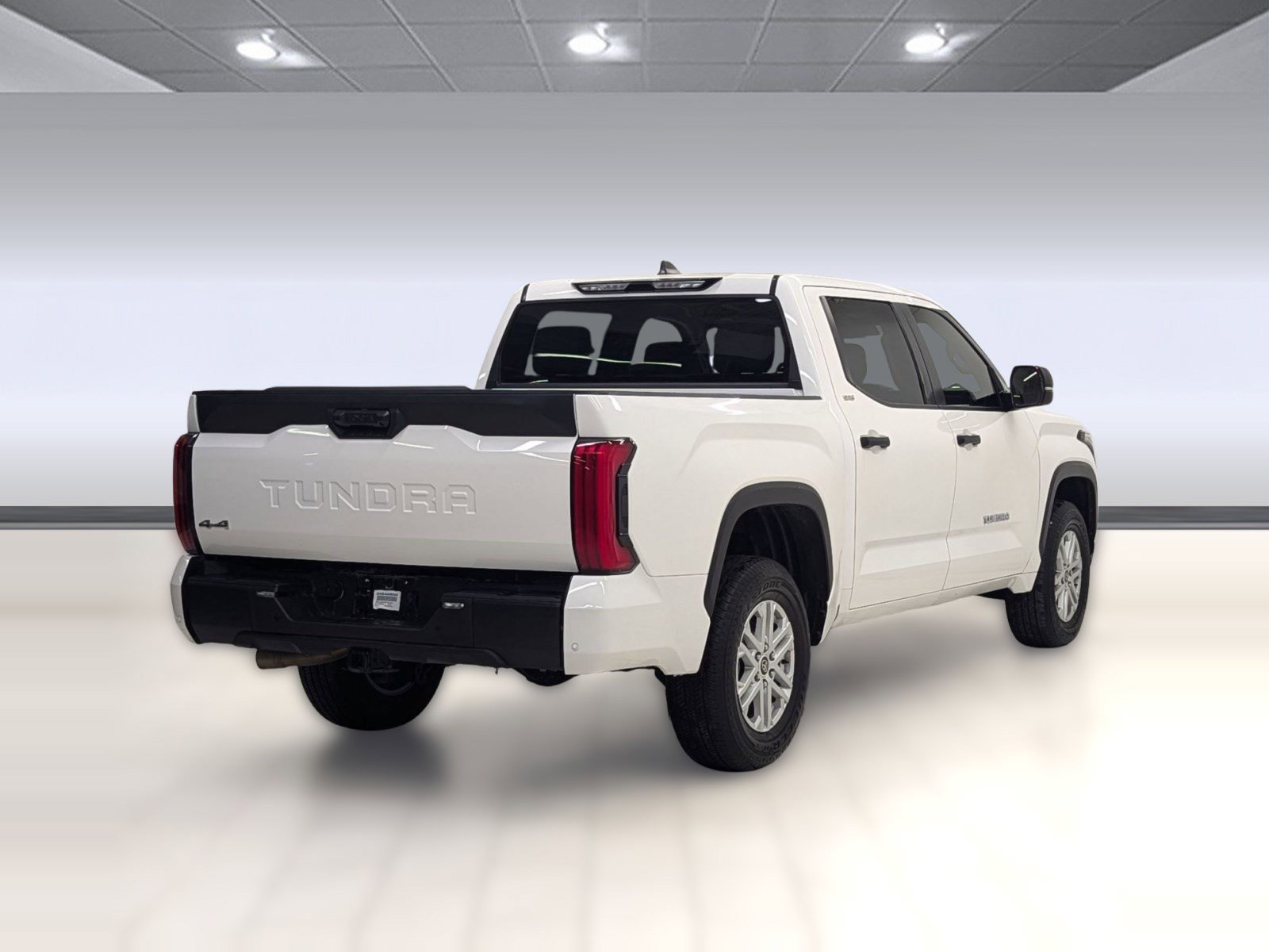 Used 2024 Toyota Tundra SR5 w/ SR5 Convenience Package image 7