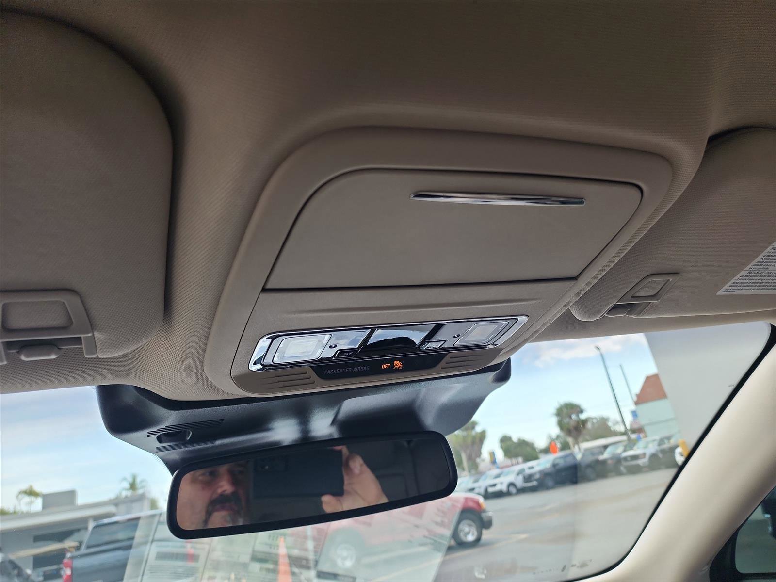 Used 2023 Lincoln Corsair Reserve image 33