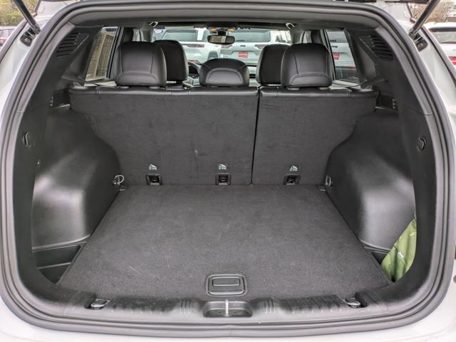 Used 2023 Jeep Compass Trailhawk image 12