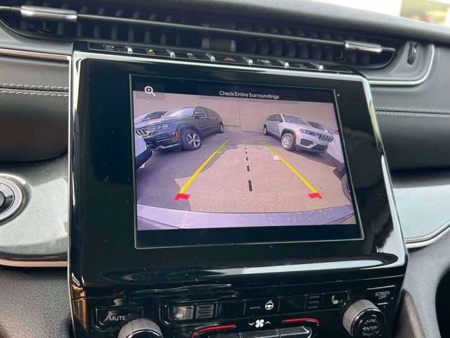 Used 2023 Jeep Grand Cherokee L Laredo w/ Luxury Tech Group I image 26