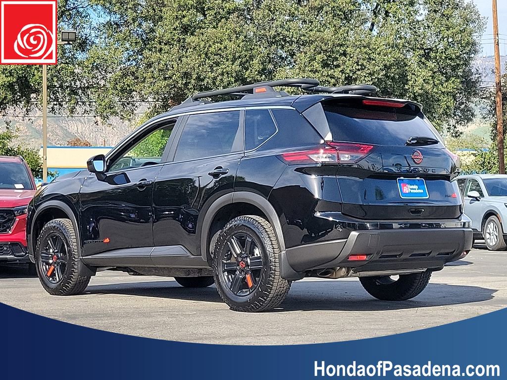 Used 2025 Nissan Rogue SV image 7