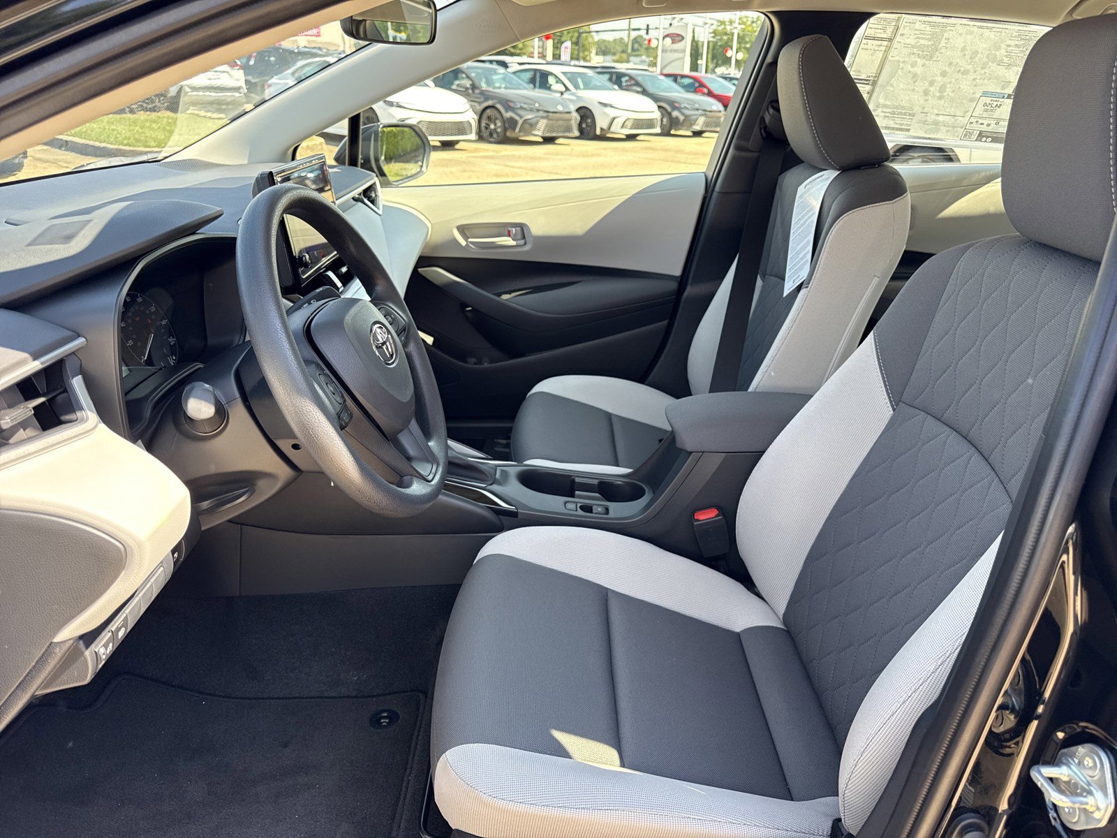 New 2025 Toyota Corolla LE image 10