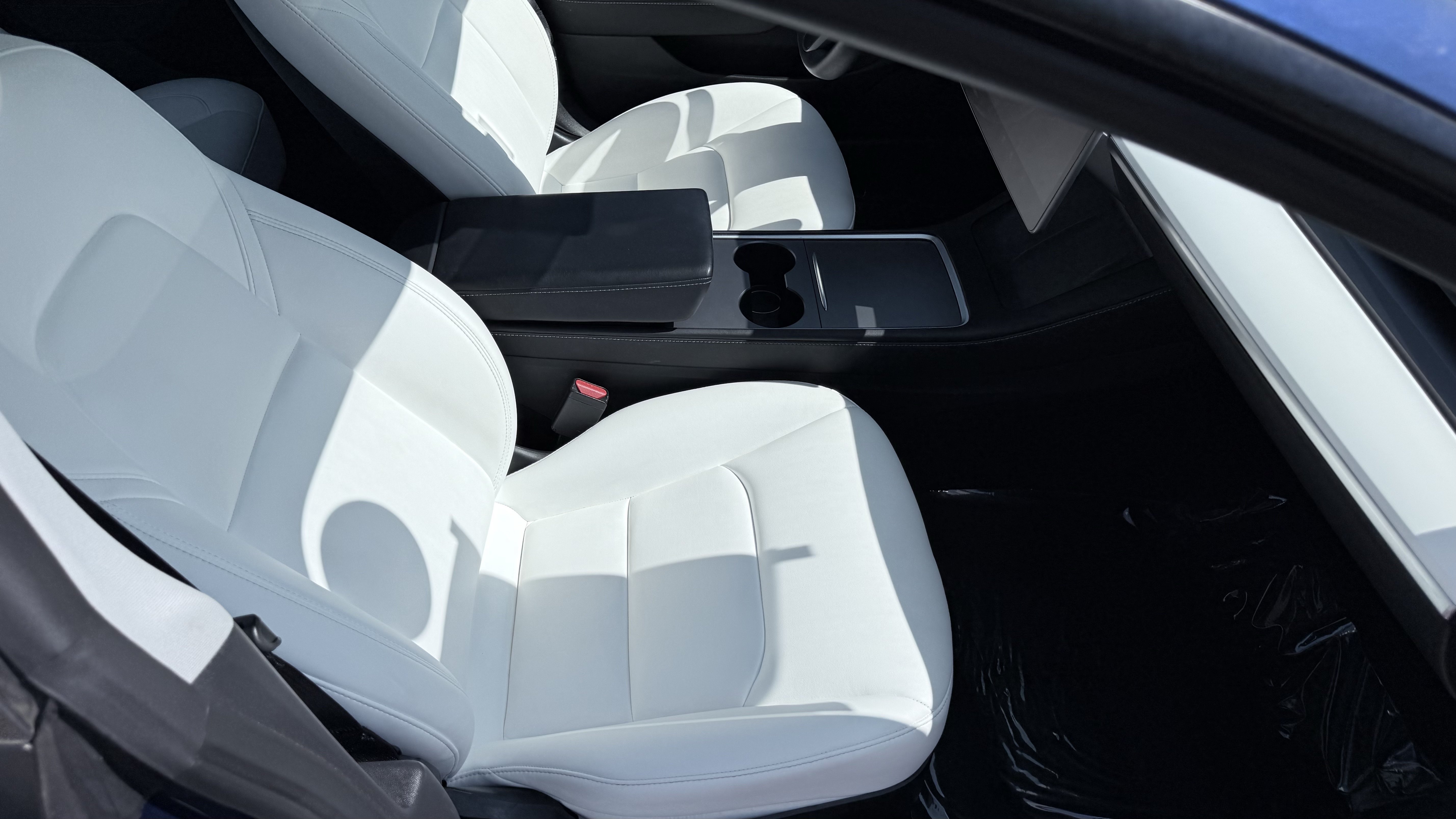 Used 2022 Tesla Model 3 Standard Range RWD image 37