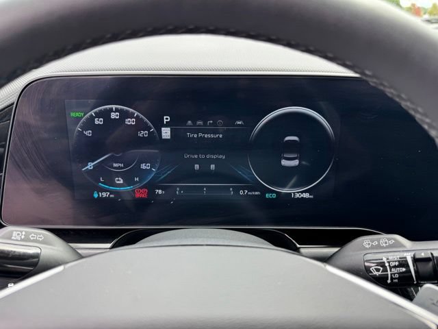 Certified 2024 Kia Niro Wind w/ Wind Preserve Package FWD image 18