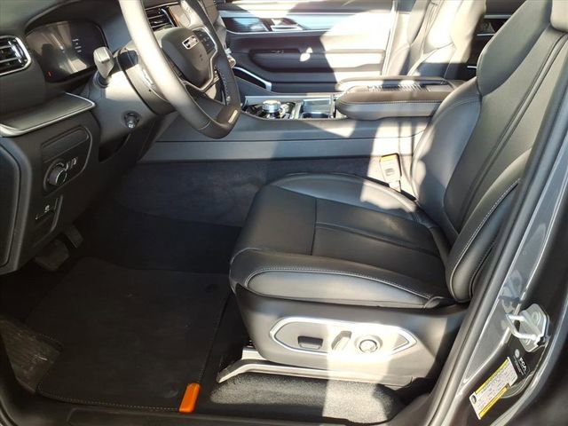 New 2026 Jeep Grand Wagoneer L Limited w/ Premium Group II image 13