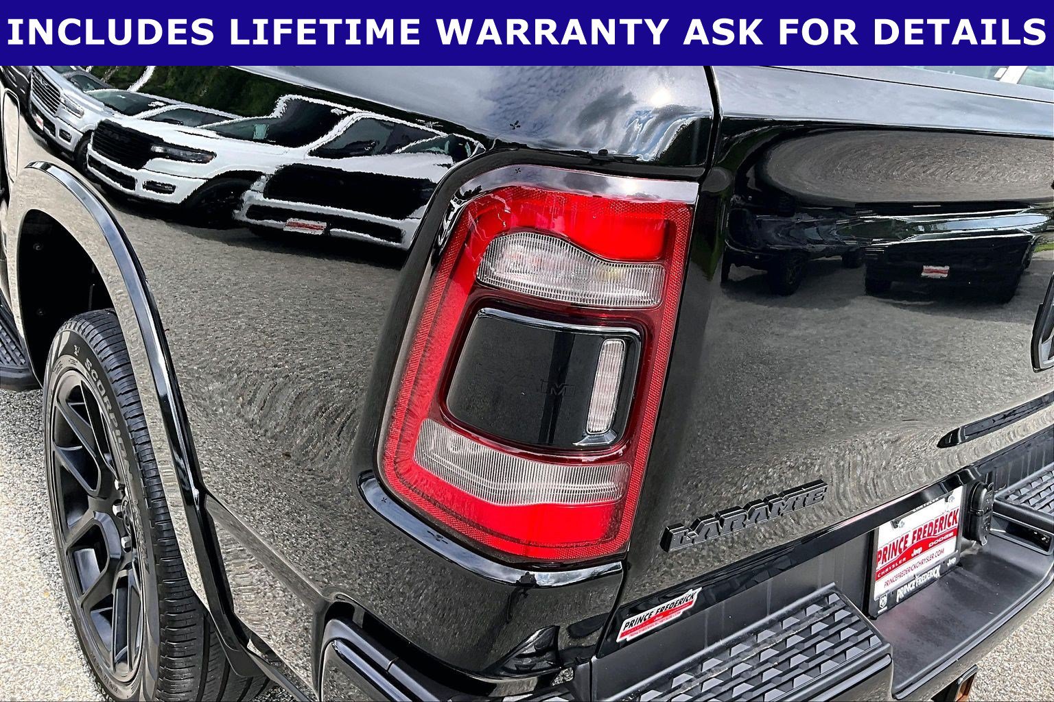 Used 2024 RAM 1500 Laramie AWD/4WD image 25