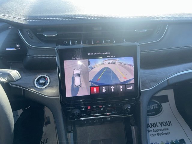 Used 2024 Jeep Grand Cherokee L Limited w/ Luxury Tech Group II image 20