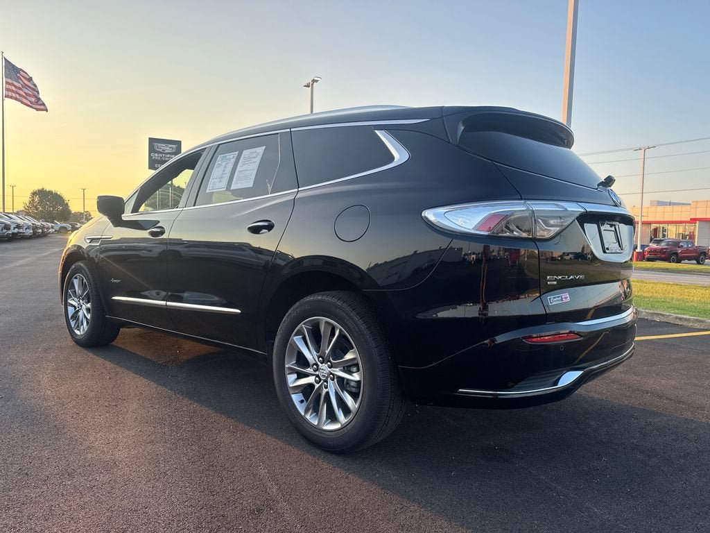 Used 2024 Buick Enclave Avenir w/ Avenir Technology Package AWD/4WD image 4