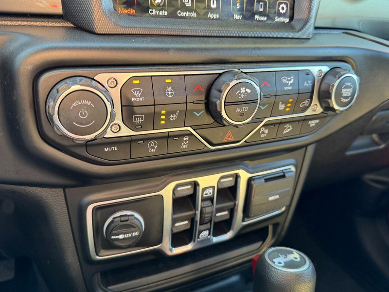 Used 2020 Jeep Wrangler Unlimited Sahara image 18