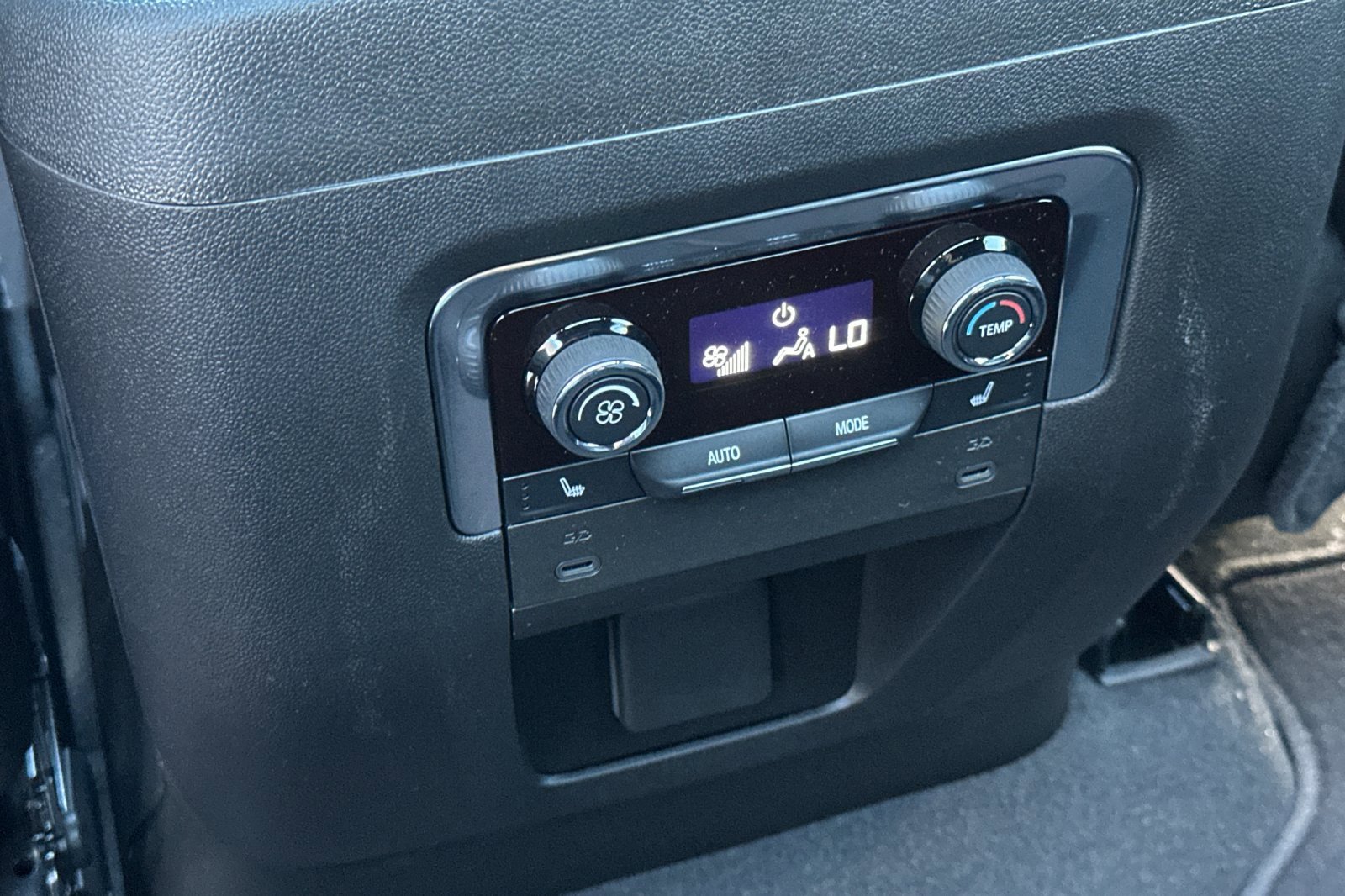 New 2026 Chevrolet Suburban RST w/ Advanced Technology Package image 14