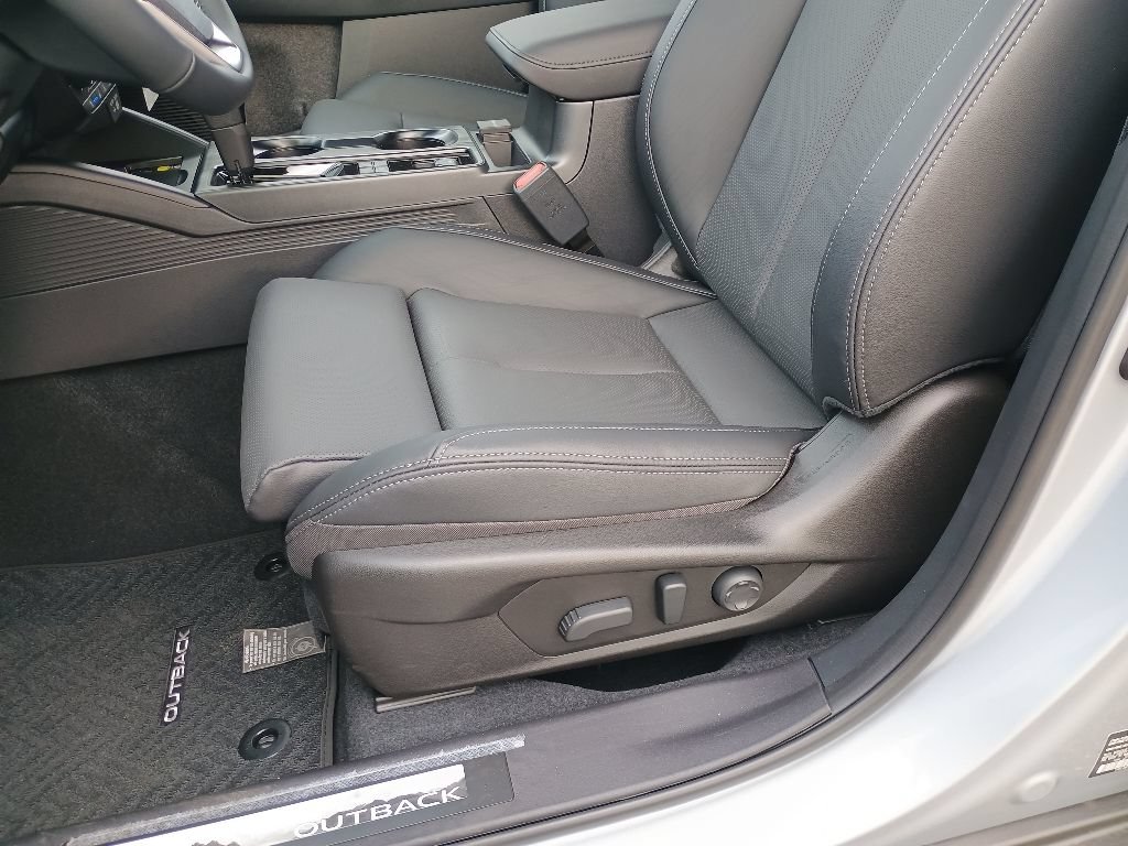 New 2026 Subaru Outback Touring XT AWD/4WD image 10