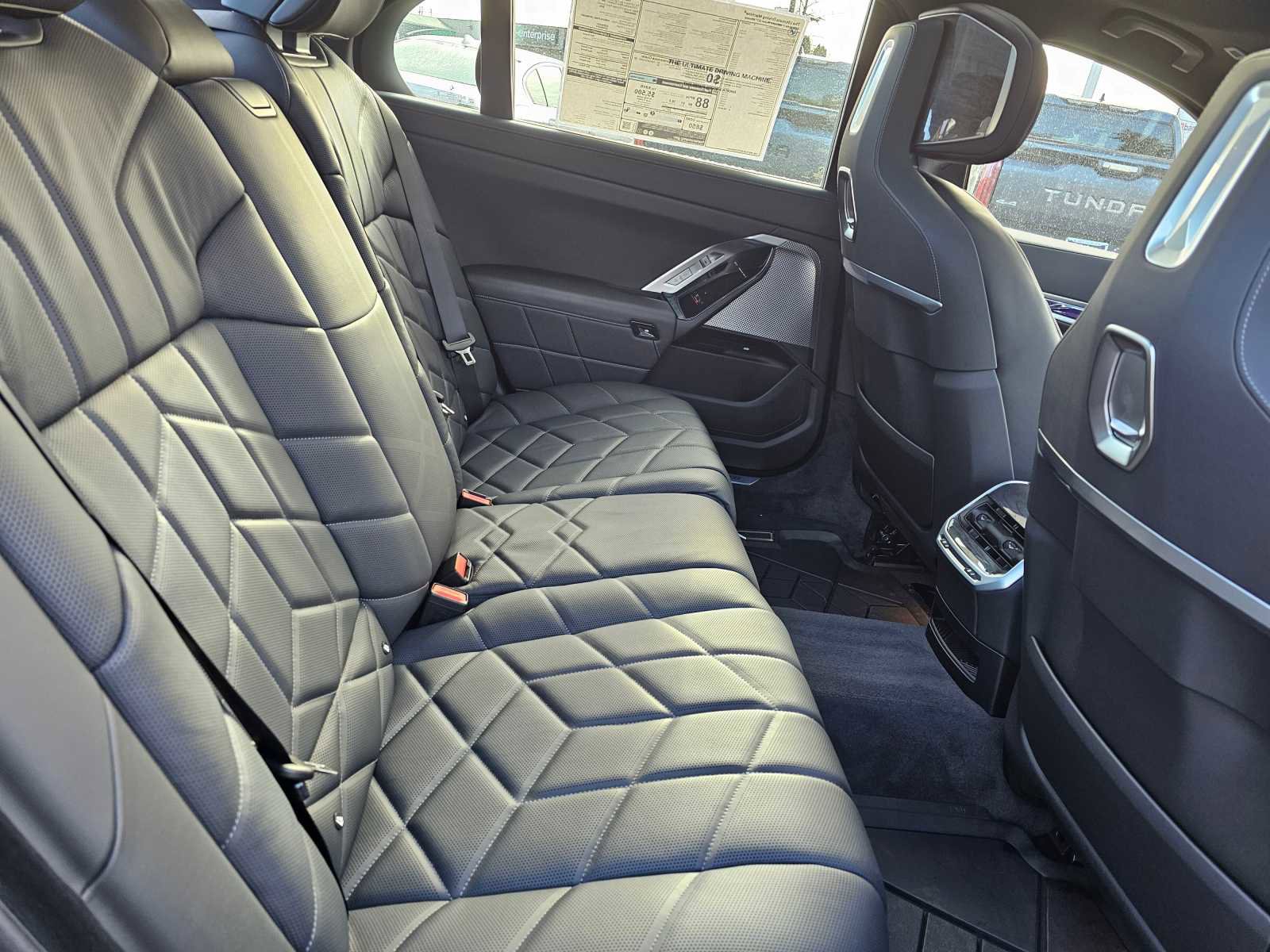 New 2024 BMW i7 xDrive60 image 12