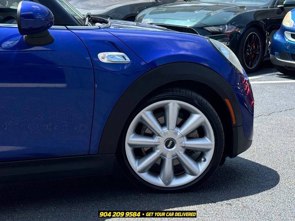 Used 2019 MINI Cooper S w/ Premium Package FWD image 9