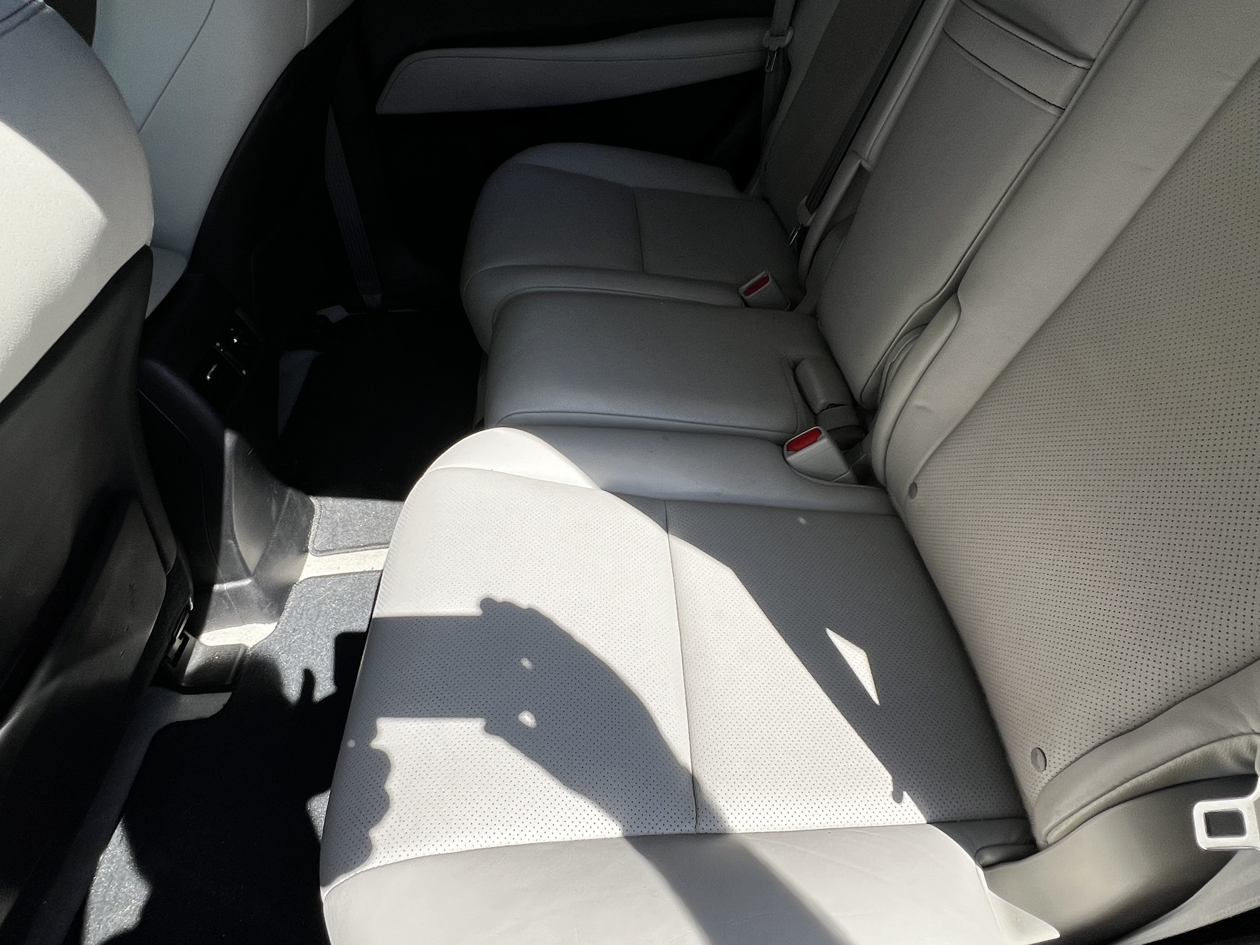 Used 2015 Lexus RX 450h FWD image 31