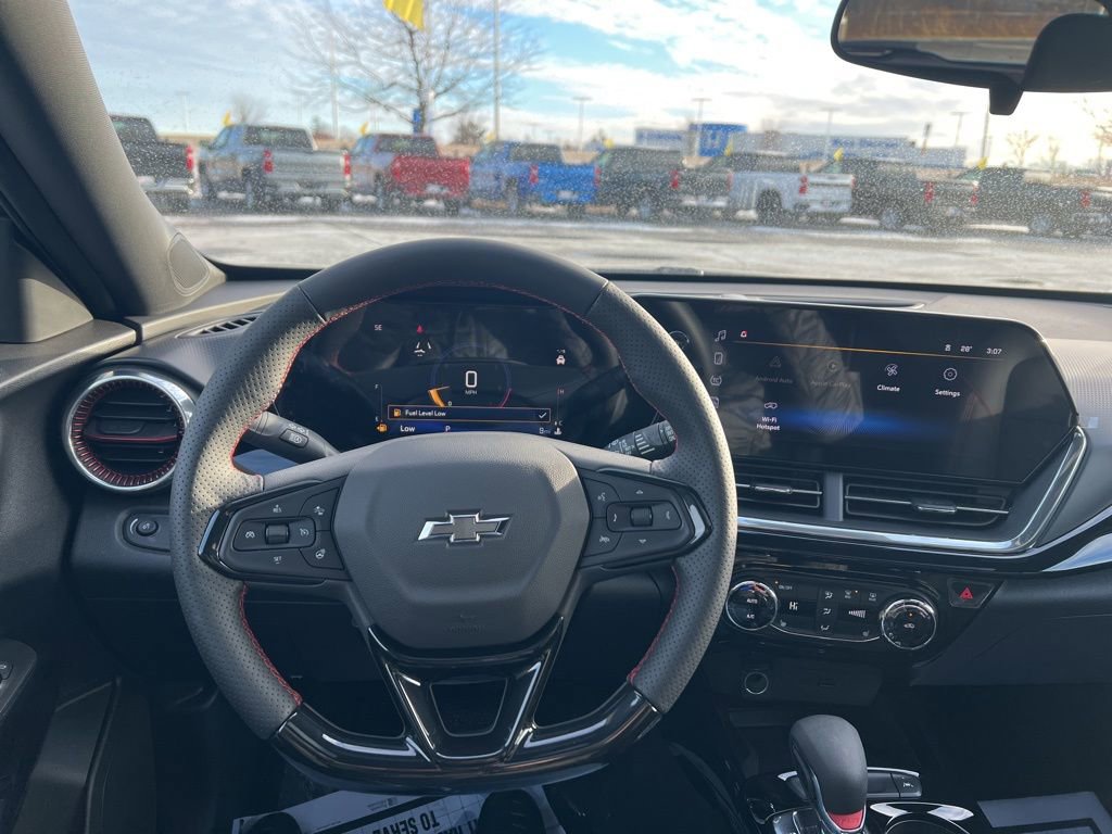 New 2026 Chevrolet Trax RS w/ Sunroof Package image 23