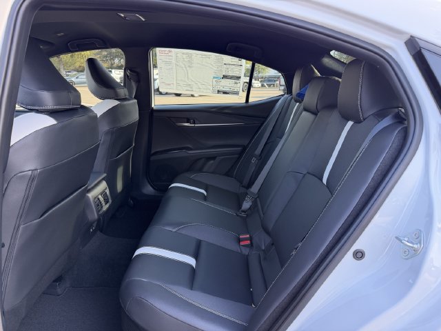 New 2026 Toyota Camry SE w/ Convenience Package FWD image 24