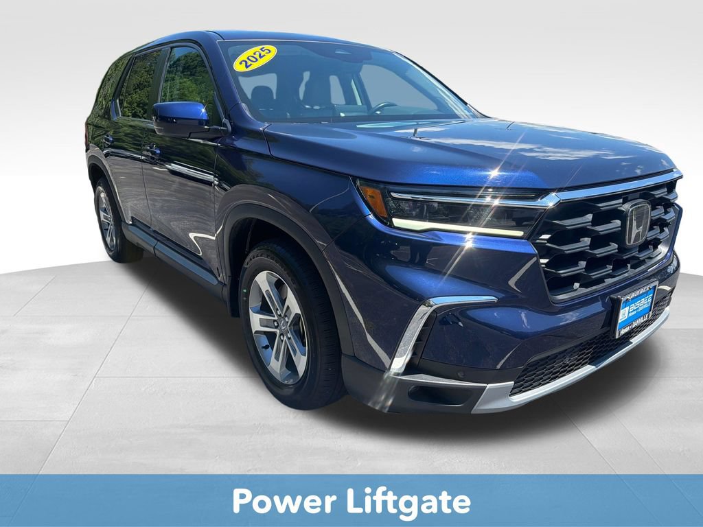 Used 2025 Honda Pilot EX-L image 10
