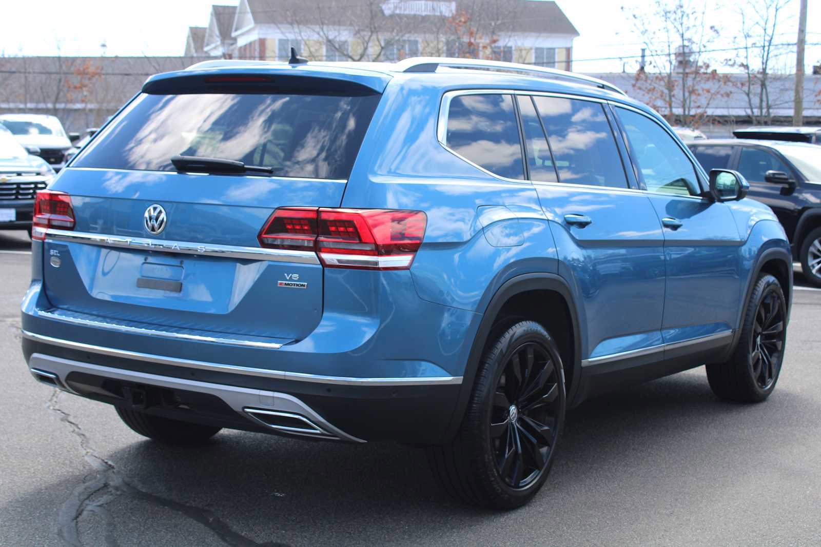 Used 2019 Volkswagen Atlas SEL Premium image 7