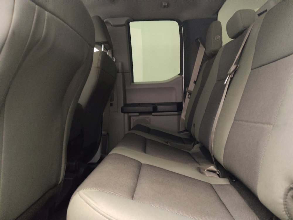 Used 2015 Ford F150 XL w/ Equipment Group 101A Mid AWD/4WD image 18
