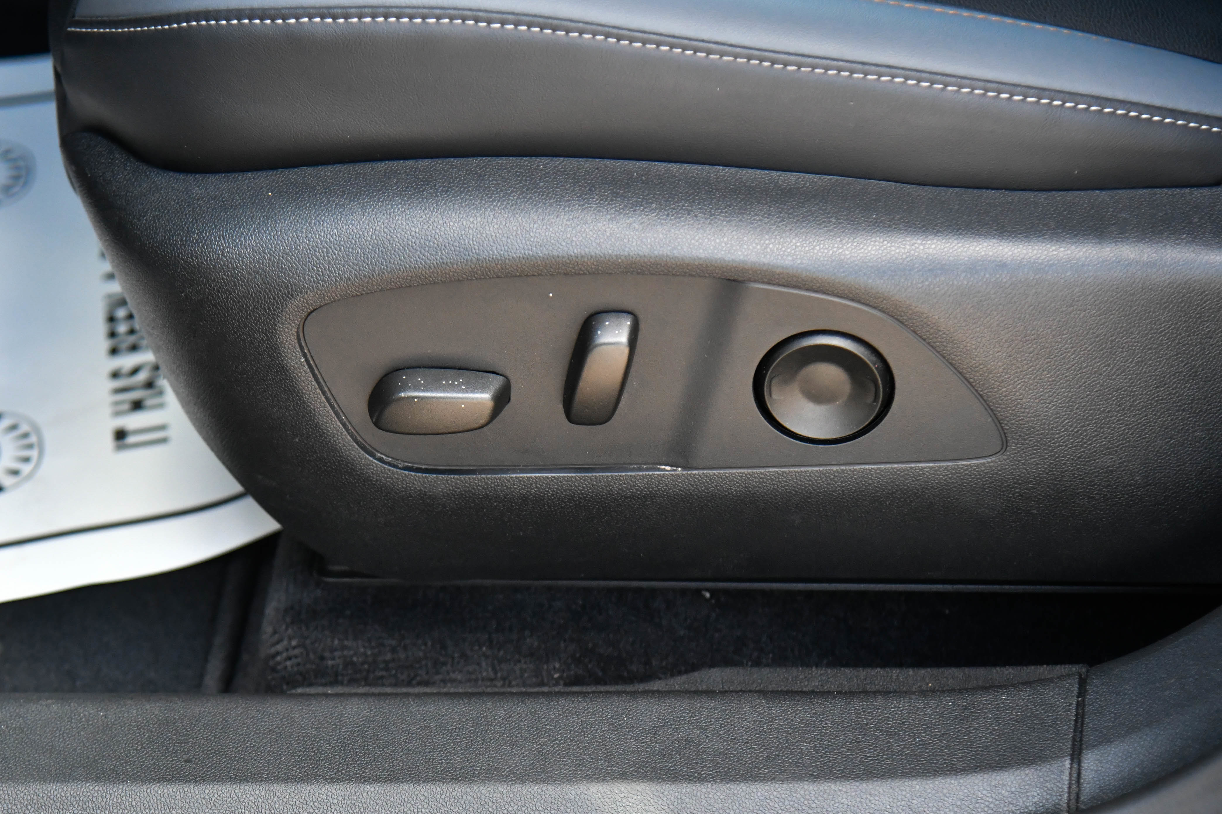 Used 2024 Honda Prologue Touring image 17