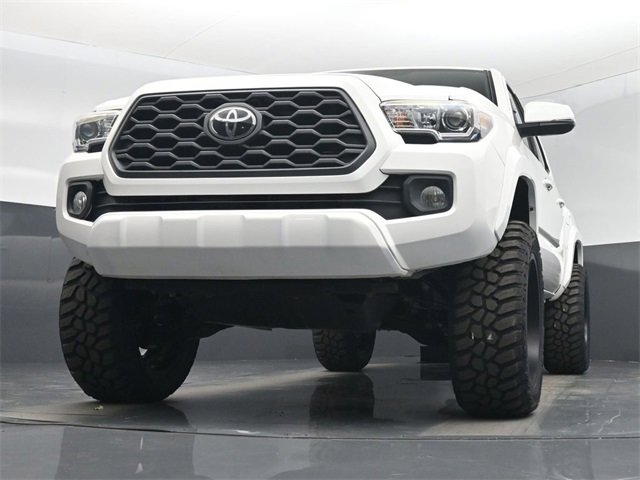 Used 2020 Toyota Tacoma TRD Off-Road image 43