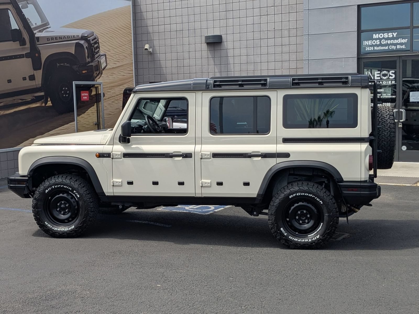 Used 2024 INEOS Grenadier Station Wagon AWD/4WD image 8