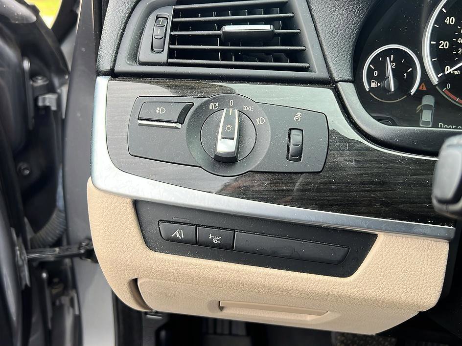 Used 2013 BMW 535i image 24