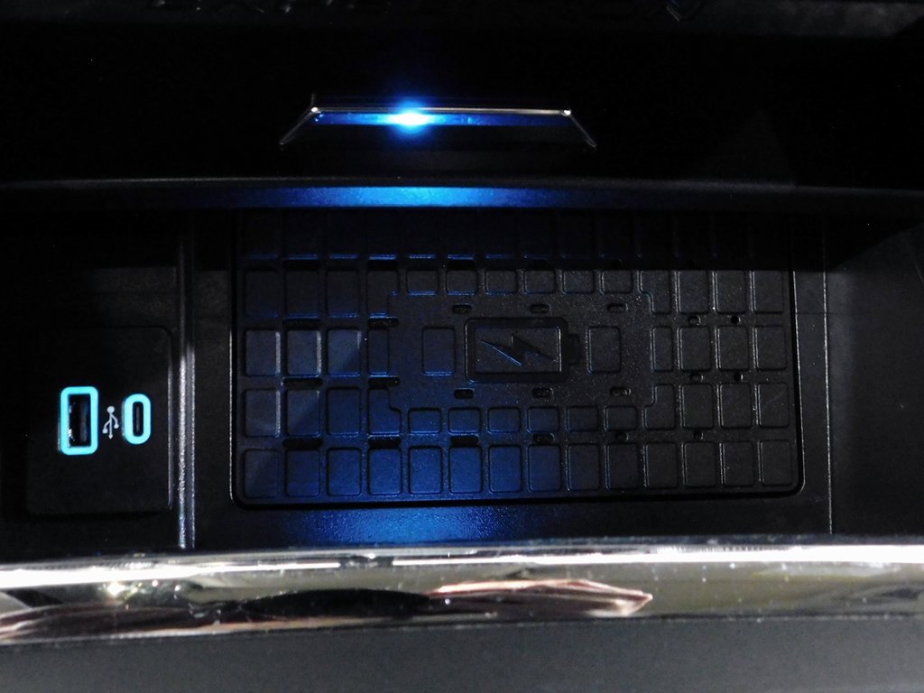 Used 2024 Ford Expedition XLT image 46