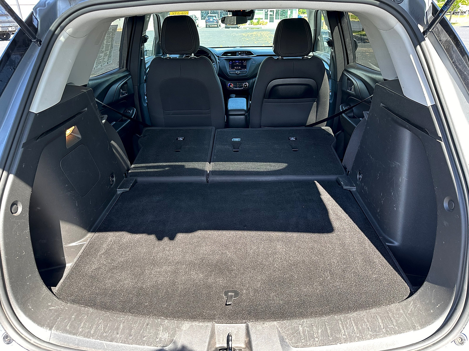 Used 2023 Chevrolet TrailBlazer LT FWD image 12